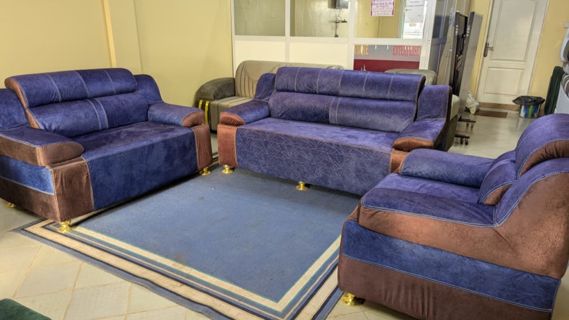 Urban Two-Tone Sofa Suite