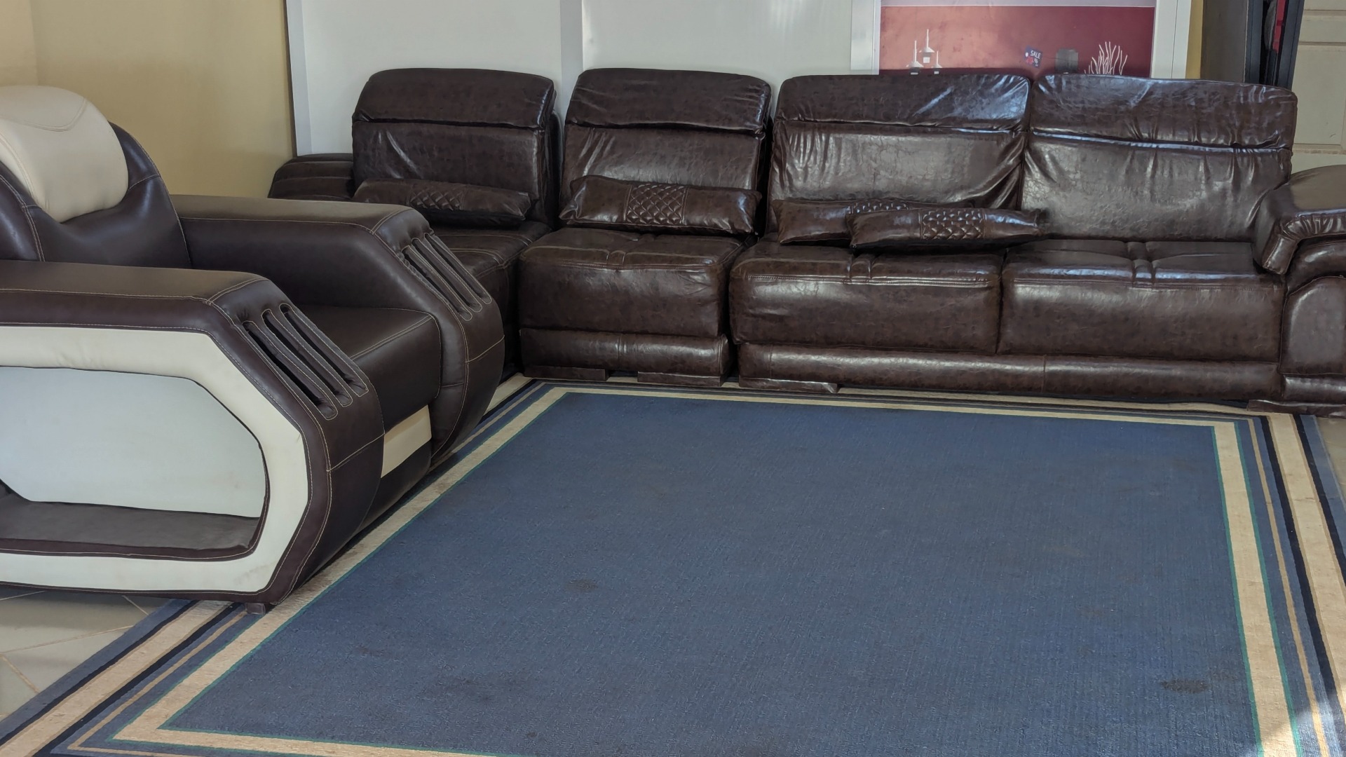 Premium Padded Executive Lounge Chair